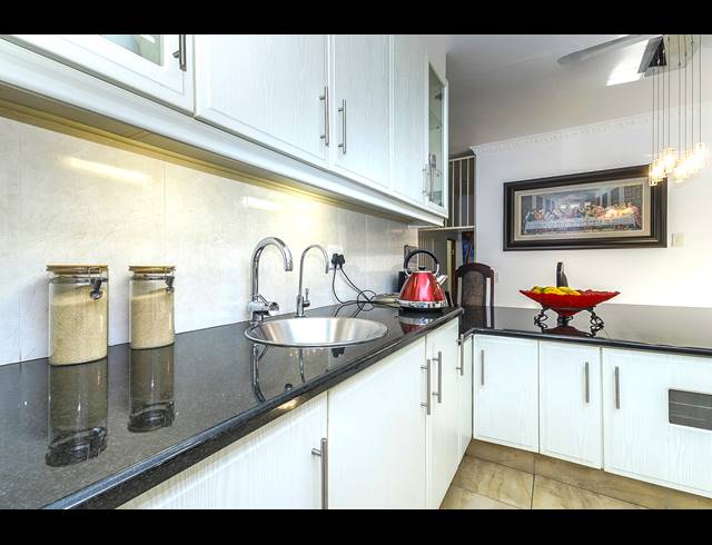 4 BEDROOM HOUSE FOR SALE IN WESTVILLE